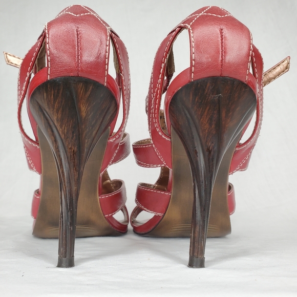 28) CAROLS SANTANA Red Prodigy Strappy Twisted Wood Heels Sz. 9 - Picture 4 of 7